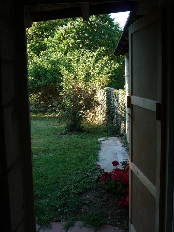 Bed and Breakfast Le Logis Du Peu Girard La Roche-Clermault Номер фото
